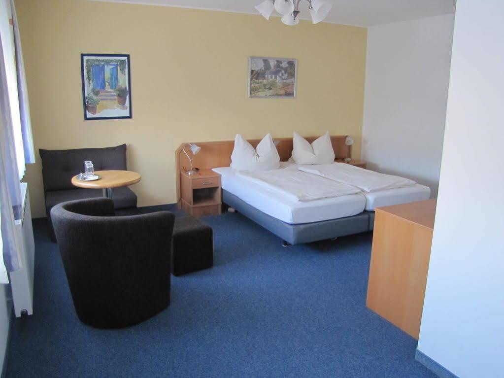 Hotel Am Weyerhof Керпен Екстериор снимка